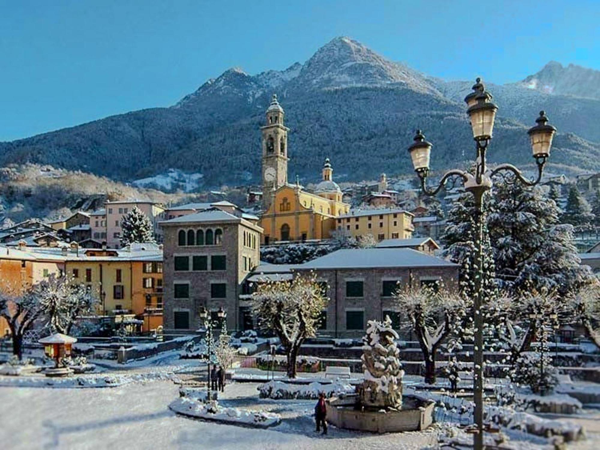 Appartamenti Edolo - A 20 Minuti Da Ponte Di Legno E Aprica Екстериор снимка